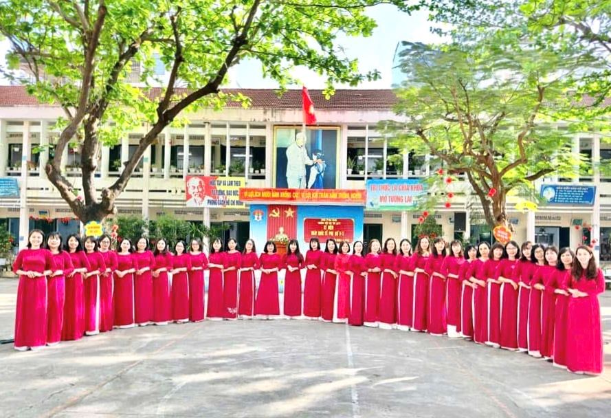As of March 8, most of the trade unions in Khanh Hoa have responded to the Ao Dai week. Photo: Khanh Hoa