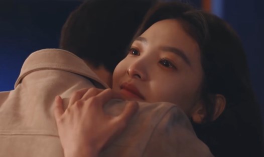 Chương Nhược Nam ở phim Khó dỗ dành. Ảnh: VieON.