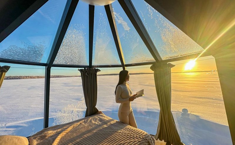 The dawn in the land of white snow. Photo: Dang Thuy Duong