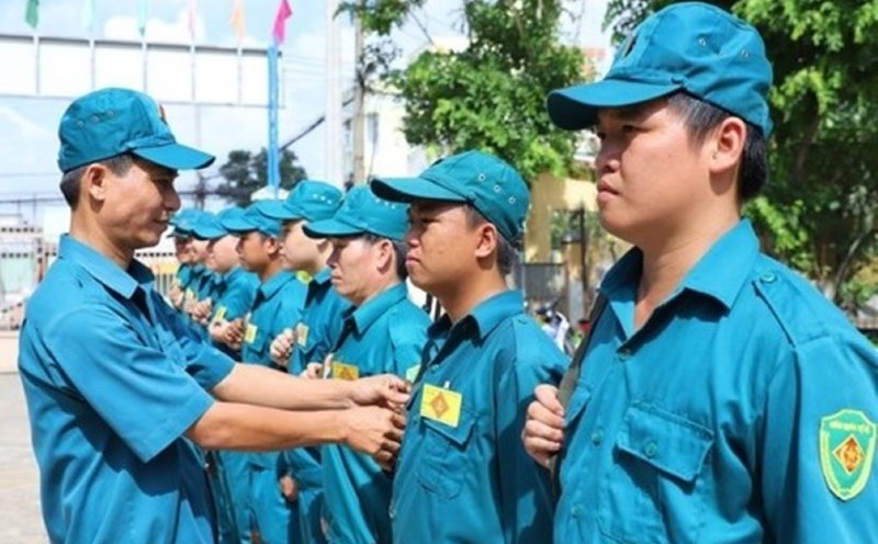 The Ministry of National Defense has just responded to voters' recommendations on training commune-level military commanders. Illustrative photo: VGP