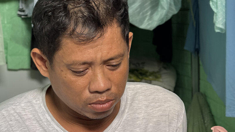 Mr. Nguyen Tan Loi suffered from kidney failure at the end of his life thanks to the love of society. Photo: Hoang Loc