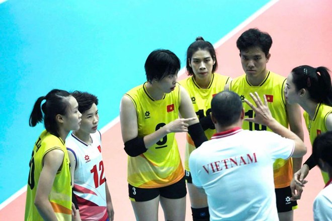 Bong chuyen nam va nu Viet Nam cung nhan nhiem vu vao chung ket SEA Games 33. Anh: VFV