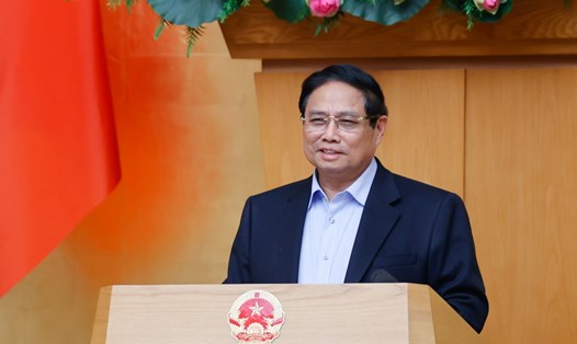 Ủy viên Bộ Chính trị, Thủ tướng Chính phủ Phạm Minh Chính chủ trì phiên họp Chính phủ đề ra các nhiệm vụ, giải pháp thúc đẩy tăng trưởng kinh tế 8% trong năm 2025. Ảnh: VGP/Nhật Bắc