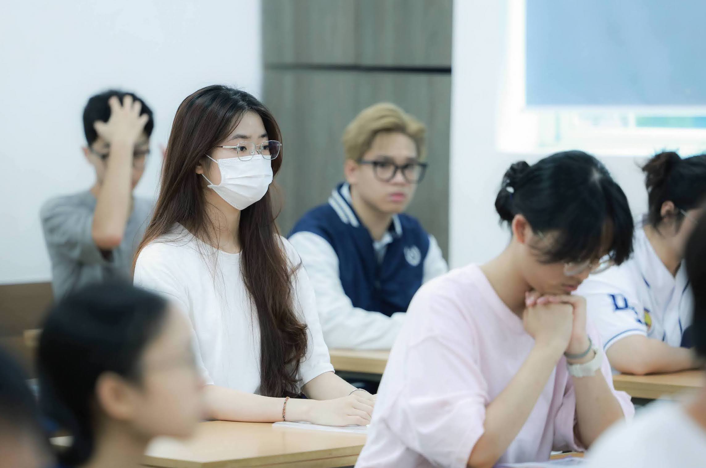 Hanoi Pedagogical University 2 has just announced the illustrative draft of the independent exam for regular university admission in 2025. Photo: Hai Nguyen