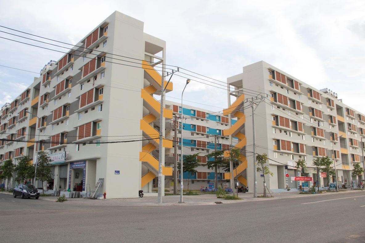 Although social housing has many support policies, it still faces difficulties in implementation due to problems with land fund, legal procedures and capital sources. Photo: Dinh Trong