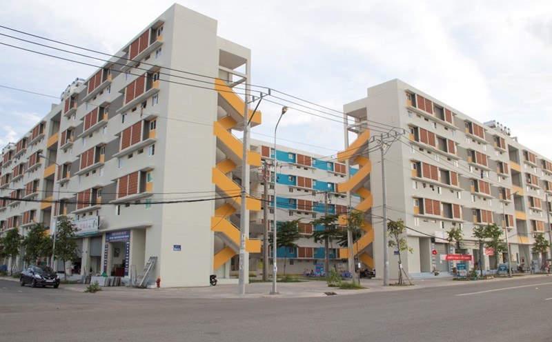 Although social housing has many support policies, it still faces difficulties in implementation due to problems with land fund, legal procedures and capital sources. Photo: Dinh Trong
