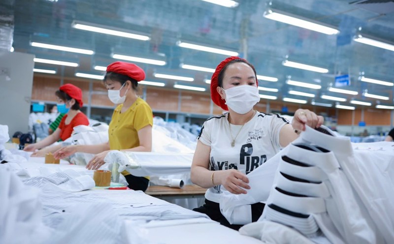 The minimum wage for garment workers is based on the Labor Code. Photo: Hai Nguyen