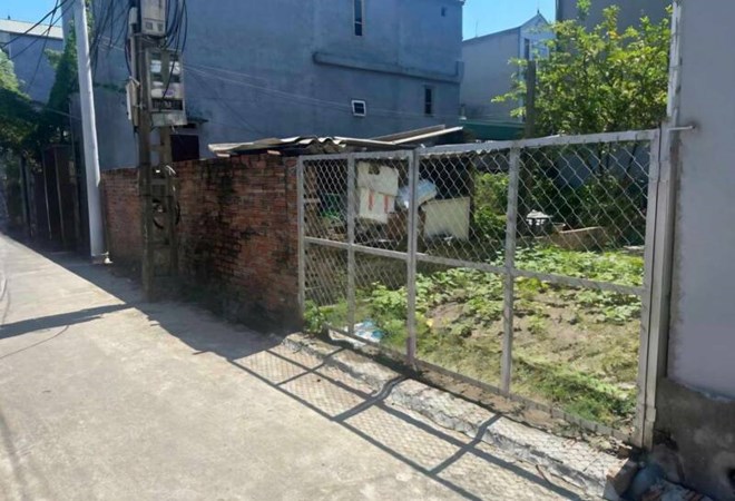 Land prices in the suburbs of Hanoi continue to increase. Photo: Thu Giang