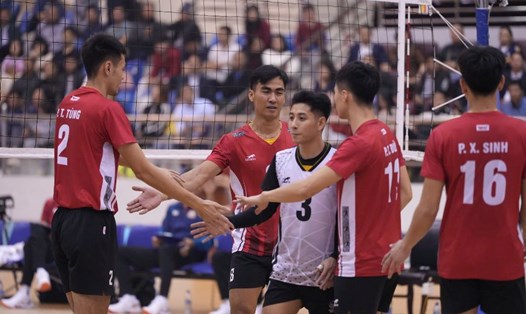 Đội Thể Công Tân Cảng giành hạng ba giải bóng chuyền Cúp Hoa Lư - Bình Điền 2025. Ảnh: VFV