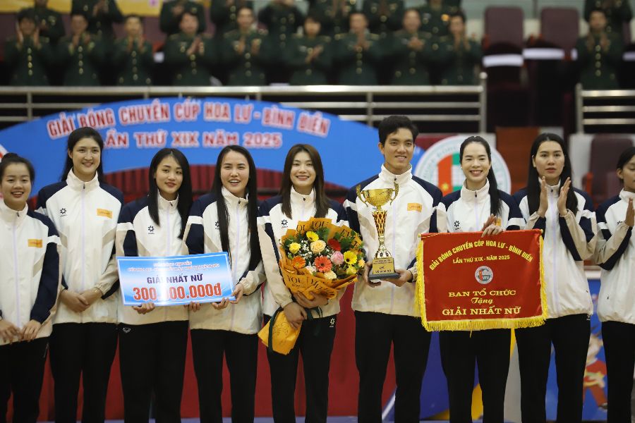 LPB Ninh Binh gianh chuc vo dich noi dung nu. 