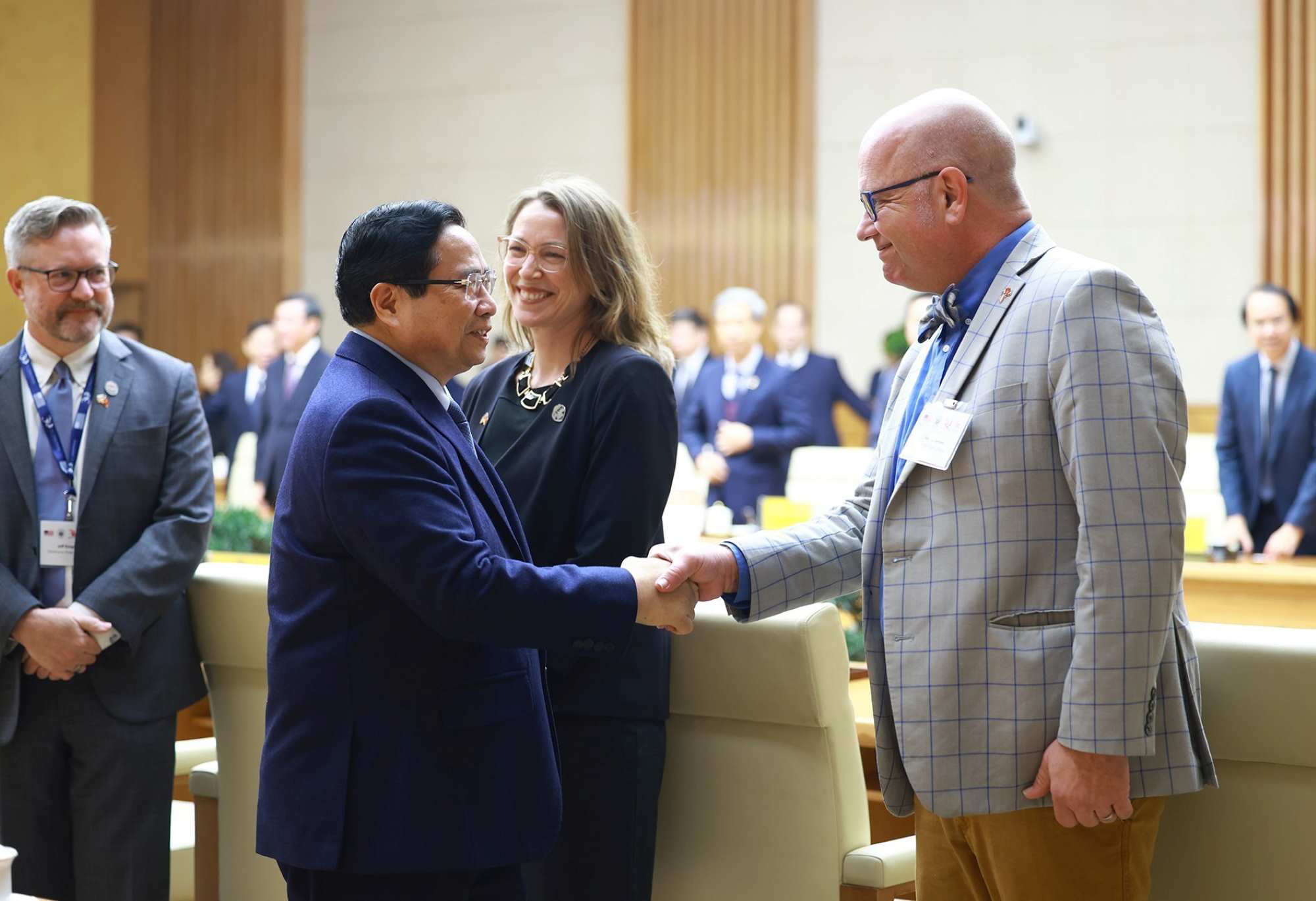 Politburo member and Prime Minister Pham Minh Chinh received leaders of American universities. Photo: VNA