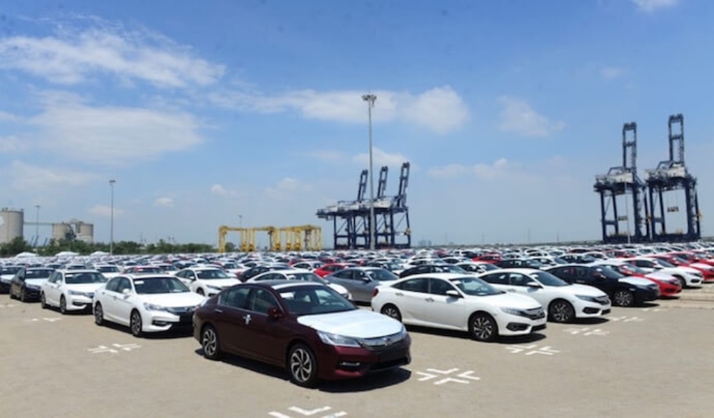 Reduced preferential import tax rates for HS 8703.23.63 and 8703.23.57 cars from 64% to 50% and HS 8703.24.51 cars from 45% to 32%. Illustrative photo: VGP