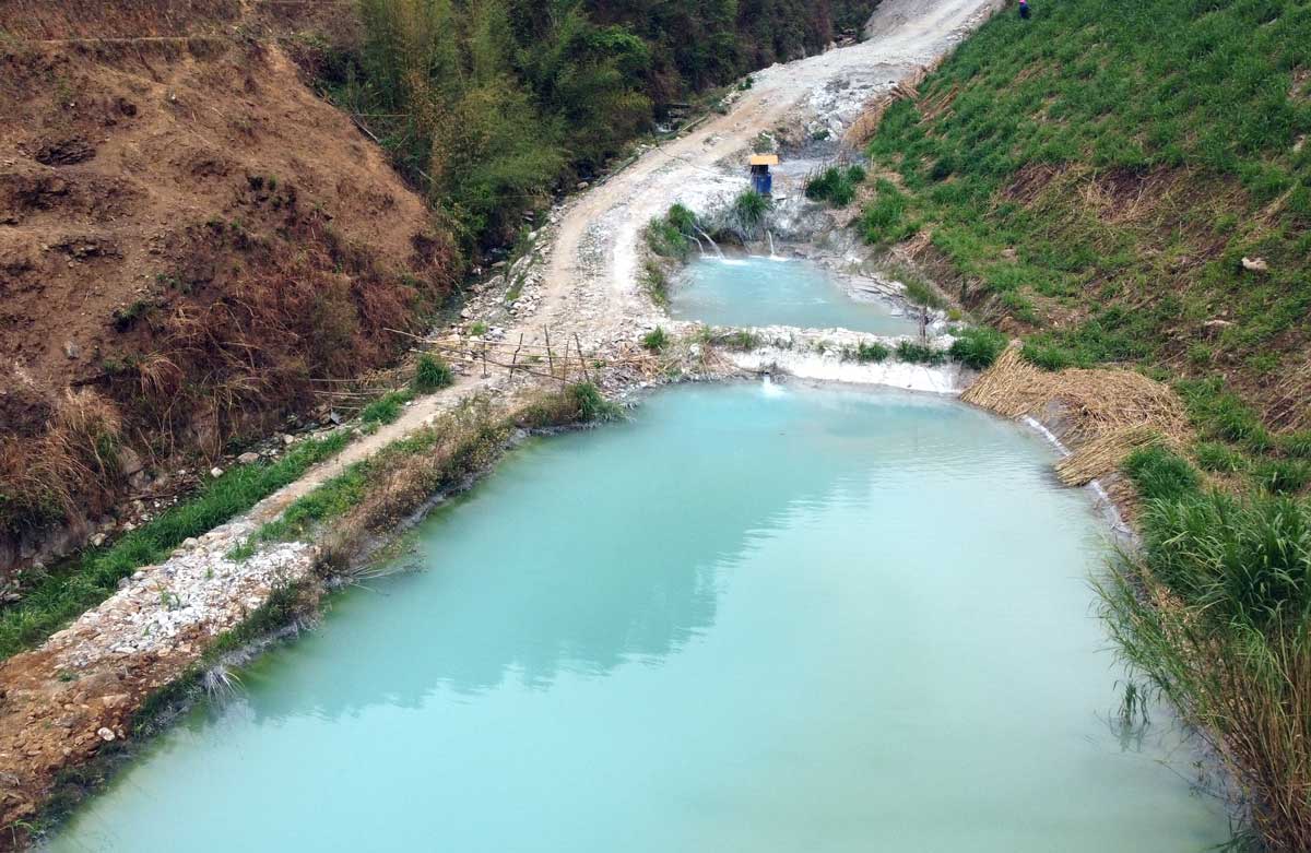 Despite being fined many times, environmental incidents are always a hot topic at lead and zinc mines in Mu Cang Chai. Photo: Trong Loc.