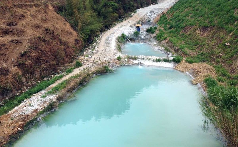 Despite being fined many times, environmental incidents are always a hot topic at lead and zinc mines in Mu Cang Chai. Photo: Trong Loc.