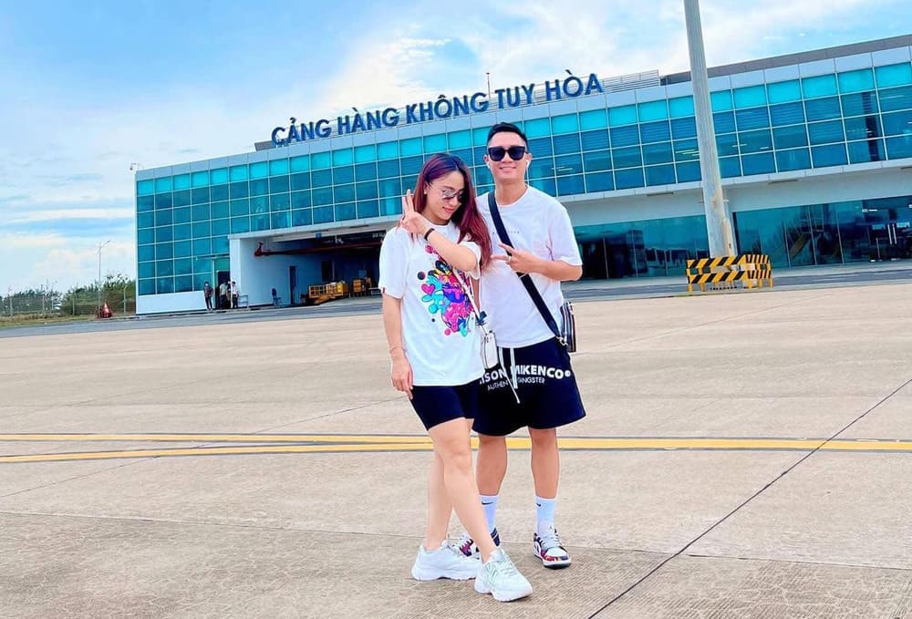 The couple should experience a short trip together during the Hung Kings' Commemoration Day holiday. Photo: Dat