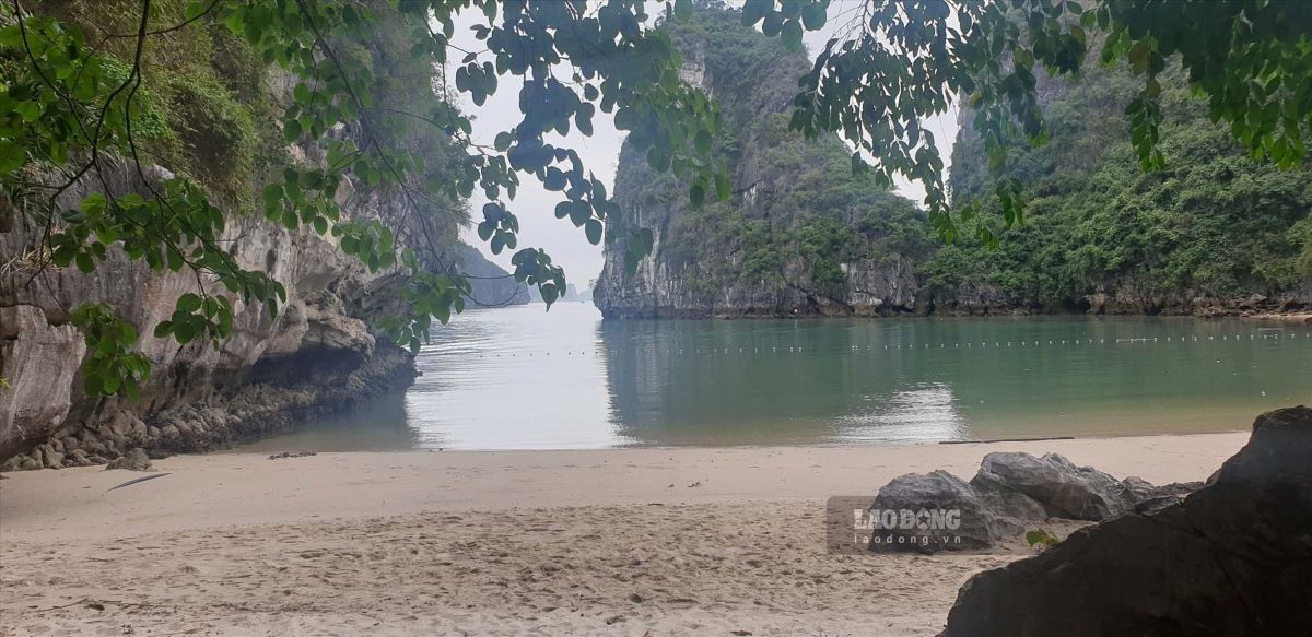 El baño de la Virgen, la bahia de Halong. Imagen de Nguyen Hung