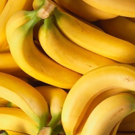 Fruits that help improve digestion include bananas. Photo: Kieu Vu.