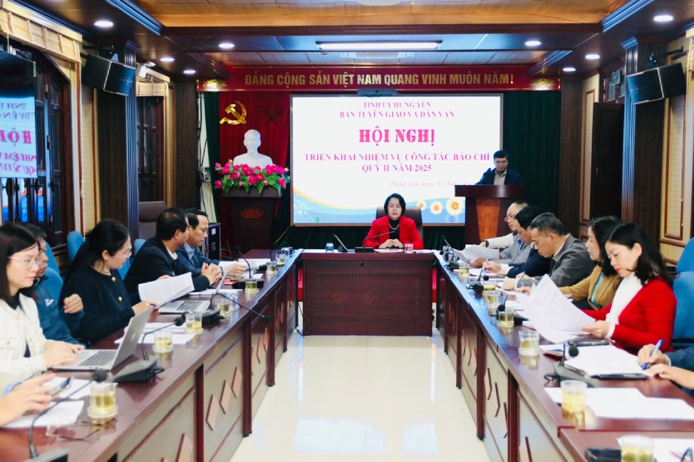 The Propaganda and Mass Mobilization Committee of Hung Yen Provincial Party Committee held a conference to deploy press tasks in the second quarter of 2025. Photo: Nguyen Quynh