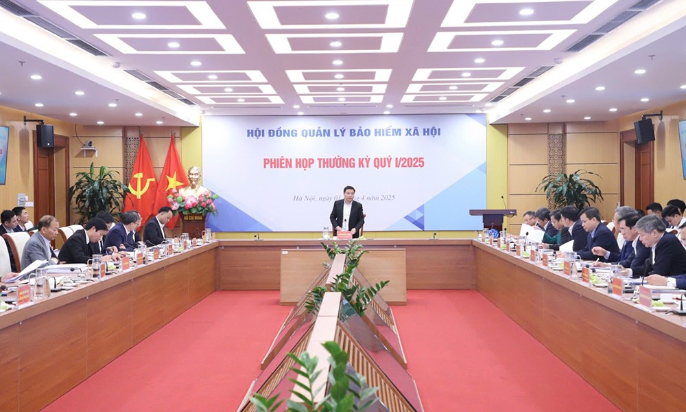 El escenario de la reunion. Imagen: El agua de la playa