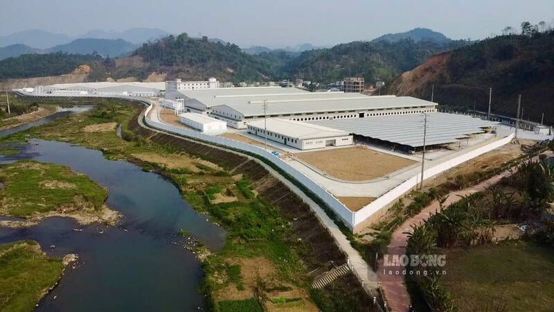 Bac Kan implements projects worth hundreds of billions of VND, creating jobs for workers. Photo: Lam Thanh