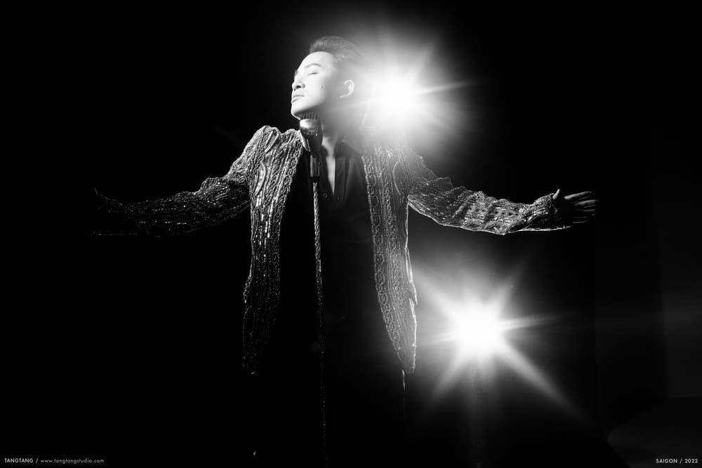 Tung Duong released a new song dedicated to his children. Photo: Interviewee