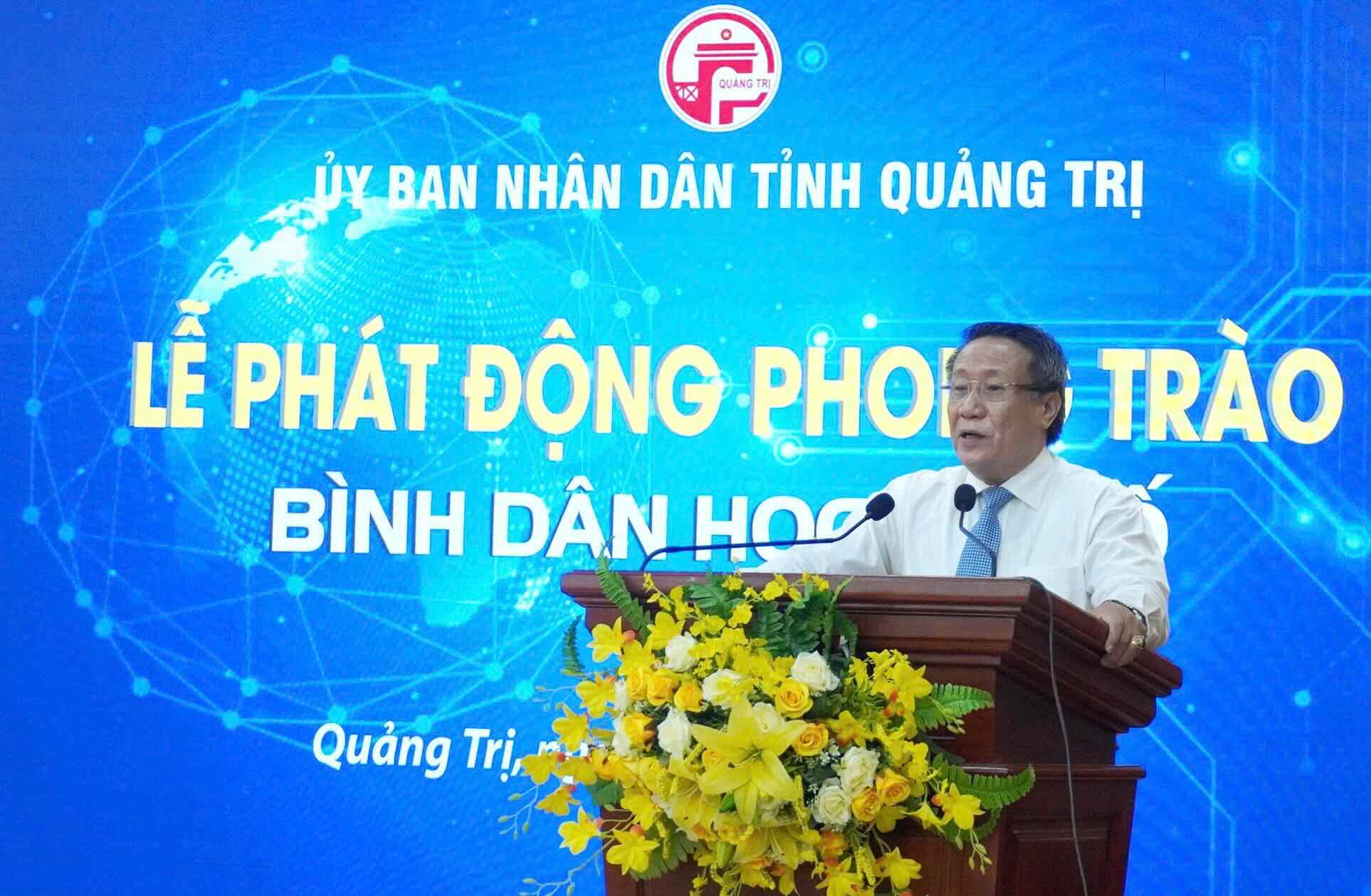 Ong Ha Sy Dong - quyen Chu tich UBND tinh Quang Tri cho biet, viec pho cap ky nang so cho nguoi dan la mot nhiem vu quan trong. Anh: Phi Son