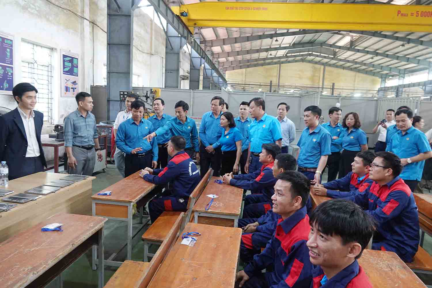 Una empresa que fue a Ha Tinh Tech recluto a estudiantes para que fueran ingenieros a trabajar en Japon. Imagen de la pagina web de la Universidad de Hong Kong