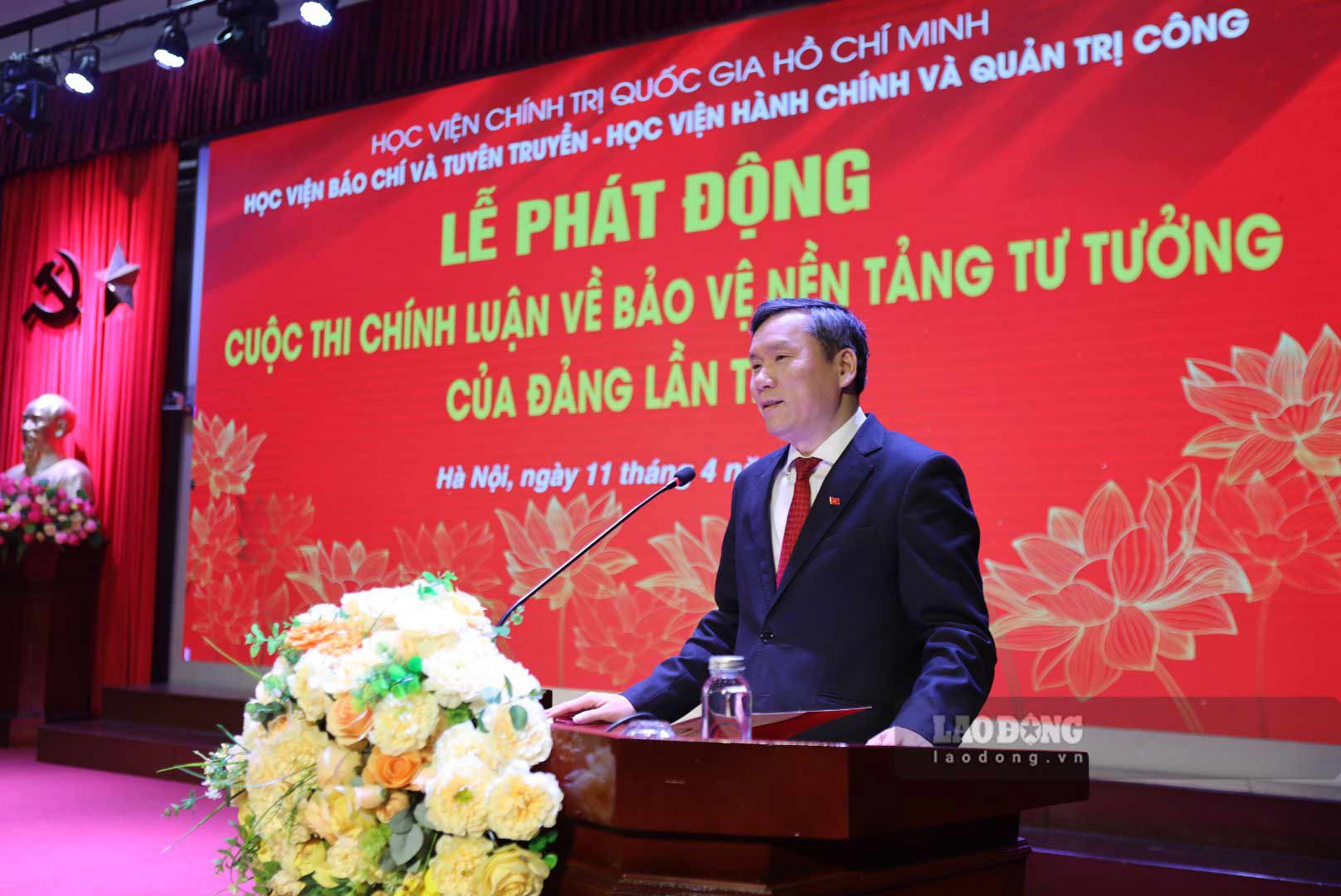 GS.TS Le Van Loi, Thuong vu Dang uy, Pho Giam doc, Pho Truong ban thuong truc Ban chi dao 35 Hoc vien Chinh tri quoc gia Ho Chi Minh phat bieu chi dao tai le phat dong.