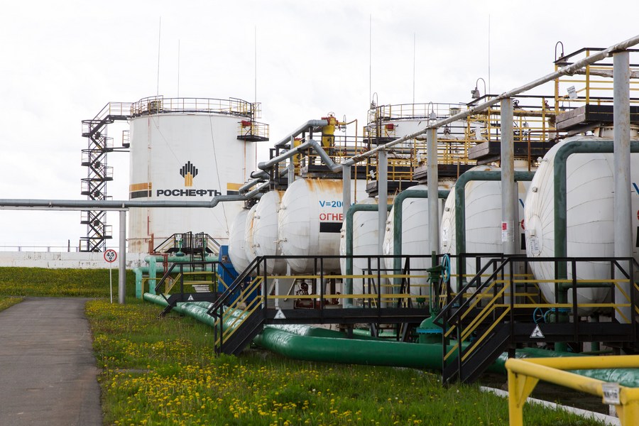 Russia and Kazakhstan are discussing increasing oil and gas exports. Illustrative photo: Xinhua