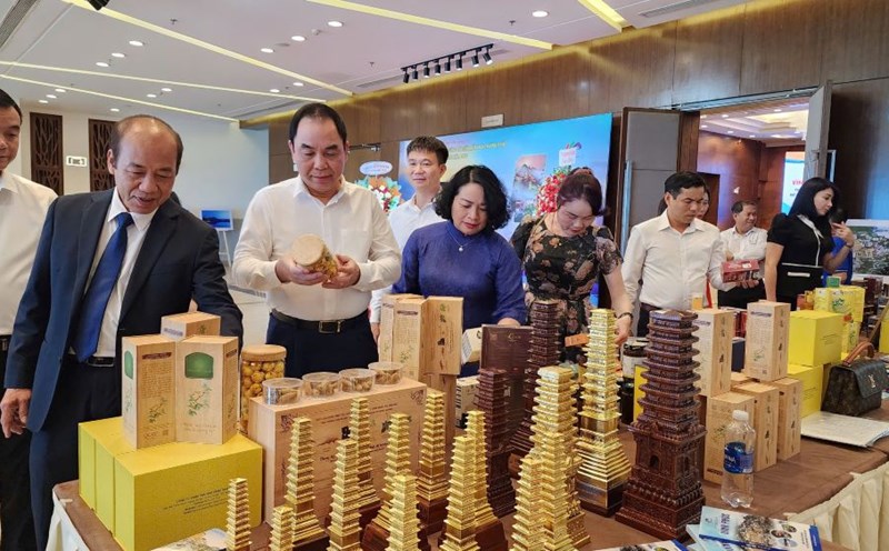 Vinh Phuc promotes and connects tourism businesses in Da Nang. Photo: Nguyen Thi