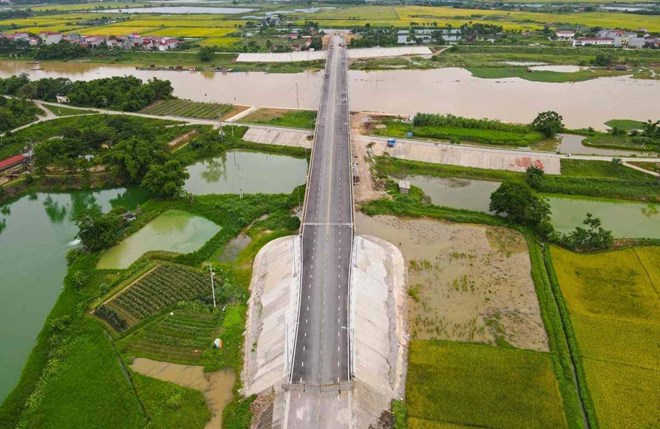 Sắp thông xe cầu 358 tỉ đồng nối Bắc Ninh - Bắc Giang