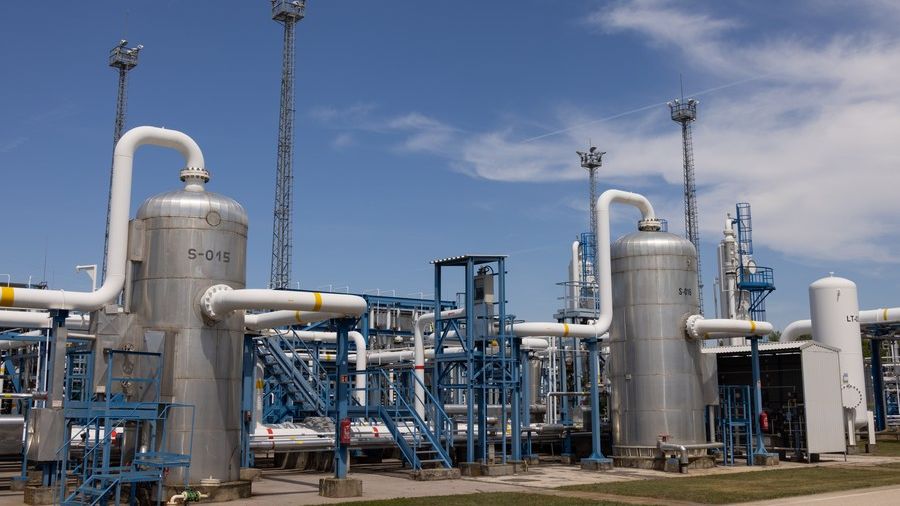 The EU loosens mandatory regulations for filling 90% of gas reserves before winter. Photo: Xinhua