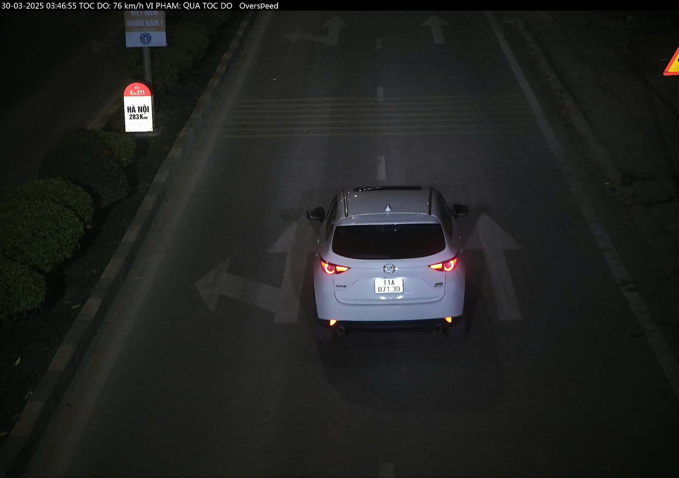 A car was fined in Cao Bang. Photo: Cao Bang Police