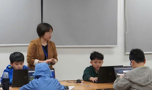 Kỳ kiểm tra đánh giá năng lực vào lớp 6 của Trường THCS&THPT Lương Thế Vinh có tỉ lệ 1 "chọi" 6. Ảnh: Văn Cương