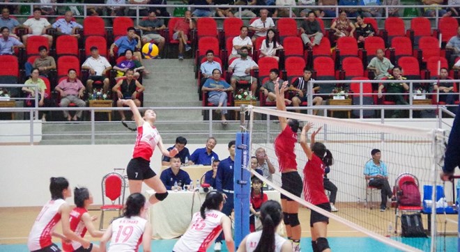 El equipo juvenil de la Liga de Informacion esta liderando el Grupo D en la Liga de Voleibol A. Foto: BCTT