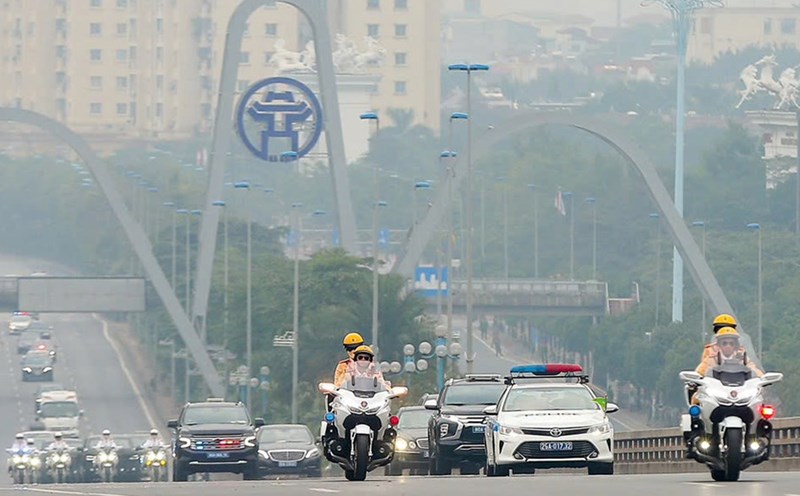 People need to pay attention to the traffic diversion plan on April 14 and 15, in Hanoi. Photo: To The