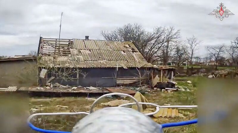 Russian UAVs approach the Ukrainian military base. Photo: Cut from video of the Russian Ministry of Defense