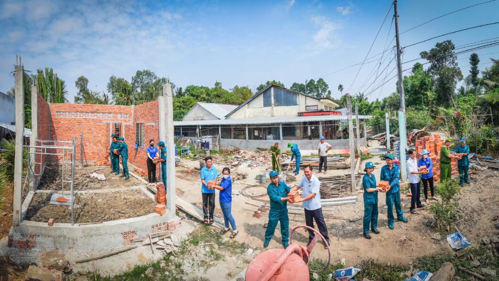 The Military-Civilian Tet in Ban Thach commune took place with many practical and meaningful activities. Photo: Phuong Vu