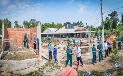 The Military-Civilian Tet in Ban Thach commune took place with many practical and meaningful activities. Photo: Phuong Vu