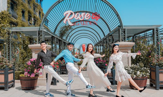 Du khách sẽ có nhiều trải nghiệm mới mẻ tại Đà Nẵng trong dịp nghỉ lễ 30.4 - 1.5. Ảnh: Hà