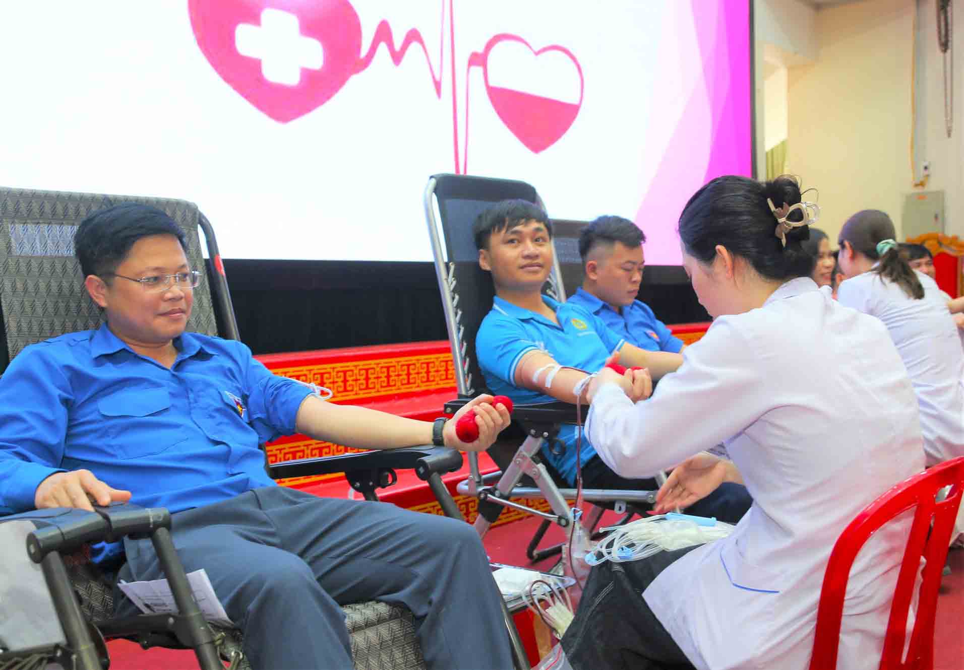 Los voluntarios del distrito de Chihuahua donaron sangre. Foto: Ha Tze. Se encuentra en el centro de la ciudad.