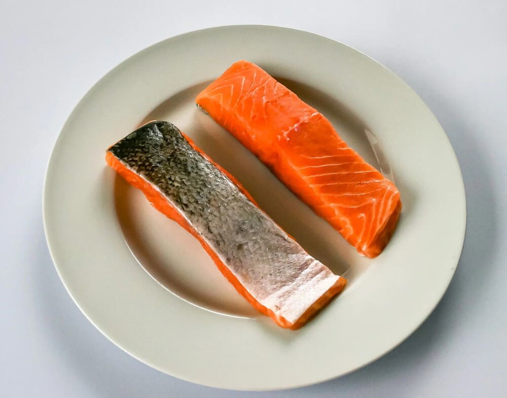 Omega-3 found in salmon brings many good benefits for people with chronic arthritis. Photo: Xinhua