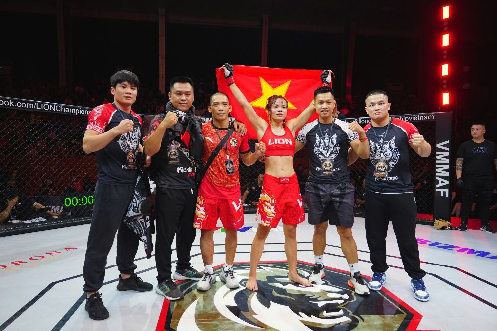 Tran Tra My thang tinh diem dong thuan Chelsea Leigh Moore o MMA Pro 52kg. Anh: MMA