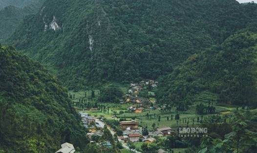 Những ngôi làng cổ tại Đồng Văn, Hà Giang. Ảnh: Việt Bắc