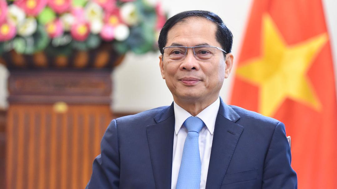 Deputy Prime Minister, Foreign Minister Bui Thanh Son said that China has achieved great strides in the field of science and technology. Photo: Ministry of Foreign Affairs