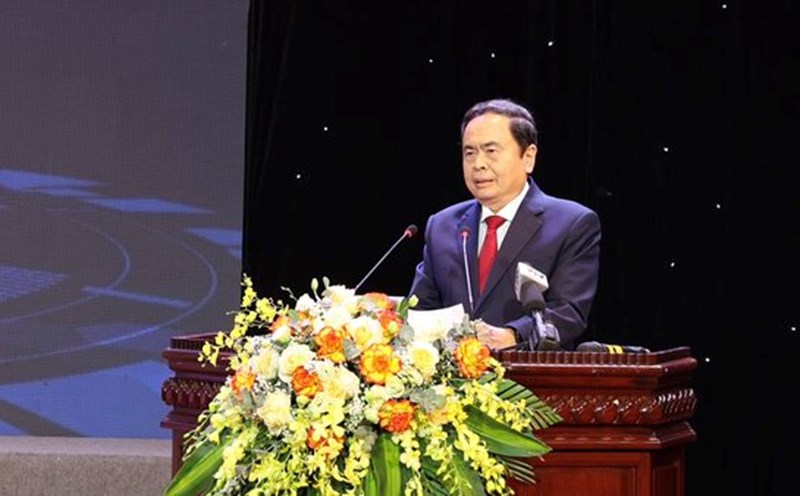 National Assembly Chairman Tran Thanh Man spoke at the forum that took place on the afternoon of April 13 in Bac Ninh. Photo: Communications of Bac Ninh province