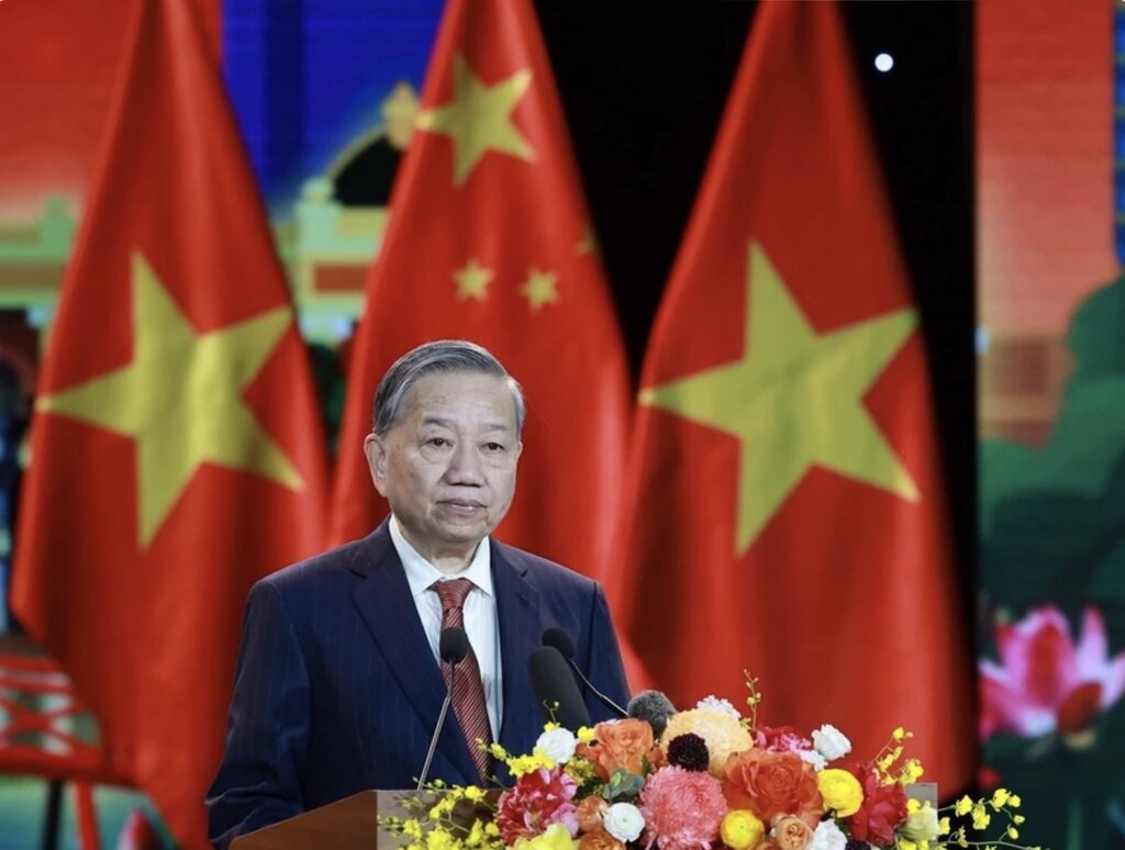 General Secretary To Lam has an article "Joining hands to open a new era of Vietnam -China Friendship Relations" published in the People's Daily people of China on April 14. Photo: VNA