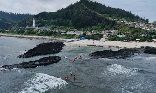 Du lịch song hành cùng bảo vệ môi trường tự nhiên, giữ gìn đa dạng sinh học,... đang là xu hướng của du lịch toàn cầu. Ảnh: Việt Anh