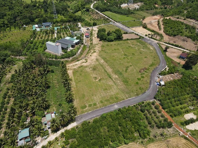 La politica de tierras para las autoridades locales se completara en el segundo trimestre. Foto: Huu Long