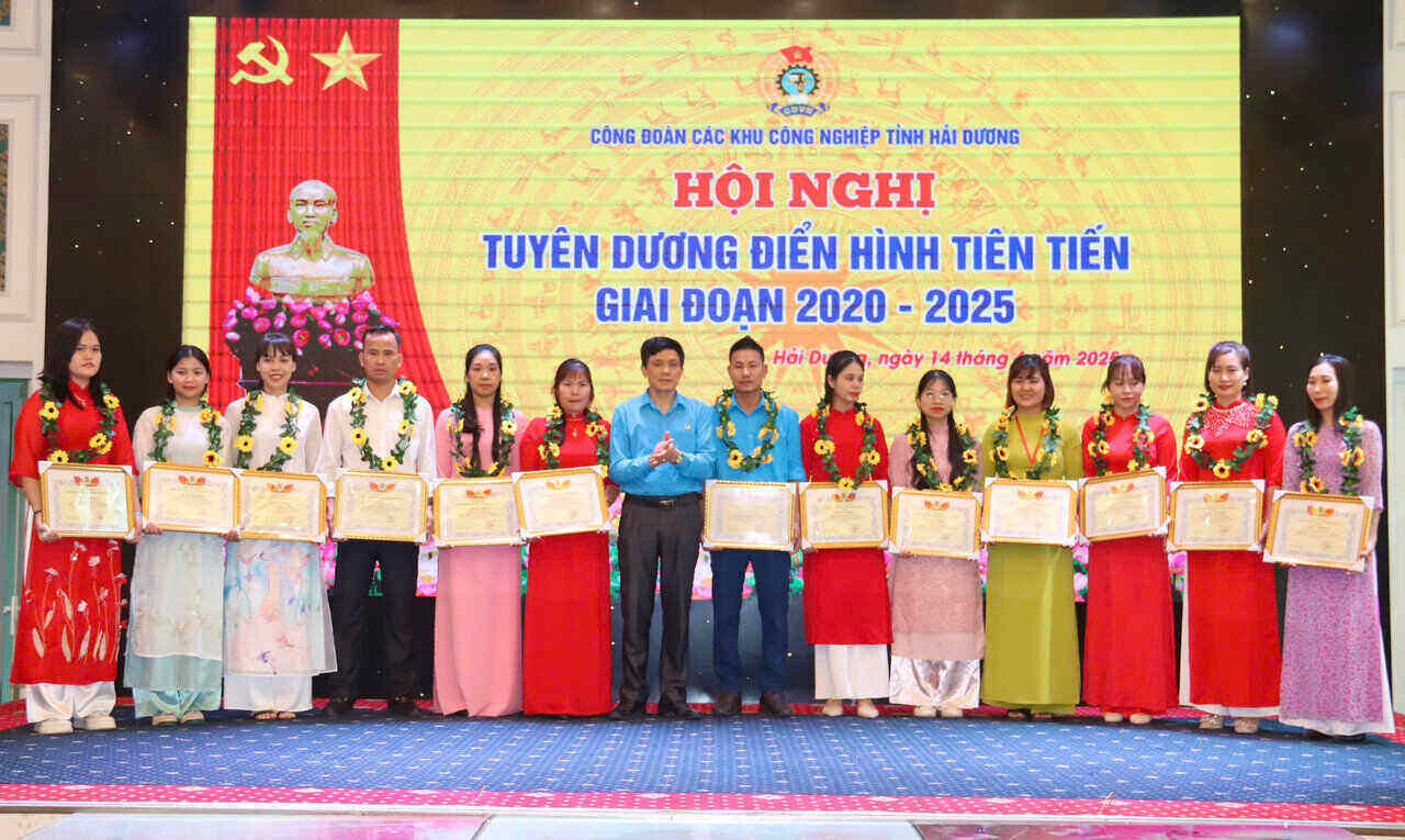 Hai Duong extiende el movimiento de emulacion en parques industriales. Foto: Mai Huong